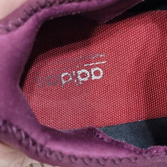 Adidas Cloudfoam Women's Size 10 Red Burgundy Running Shoes Sneakers EE8076. - Picture 7 of 7